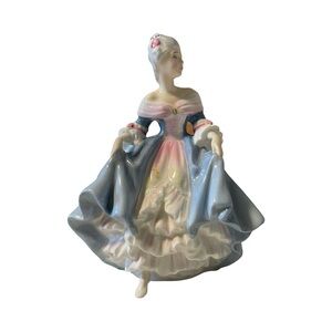Elegant Royal Doulton Southern Belle Figurine - A Timeless Treasure